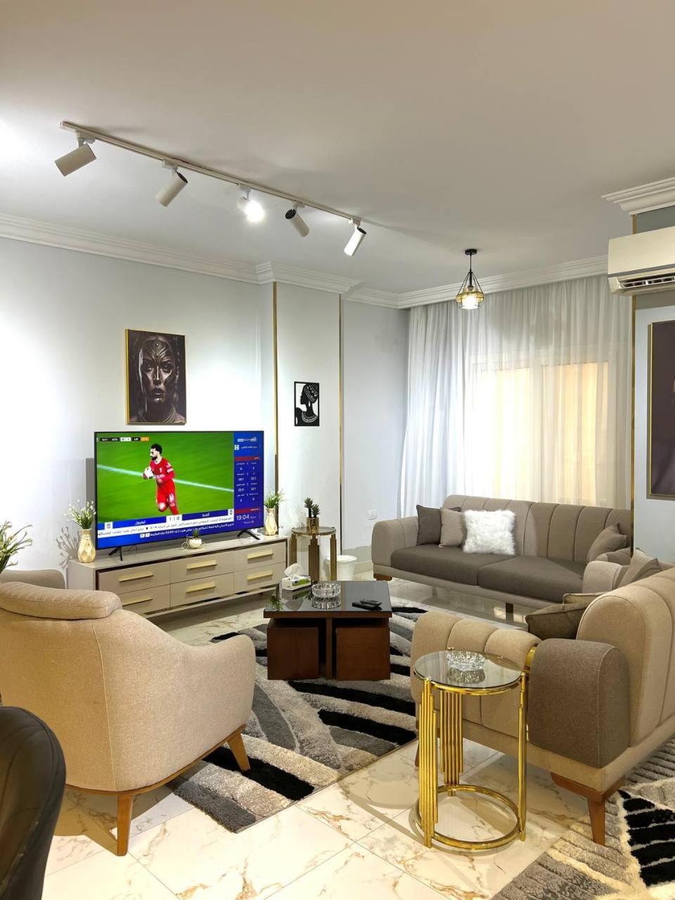 Luxury Namber 5 Apartment Cairo