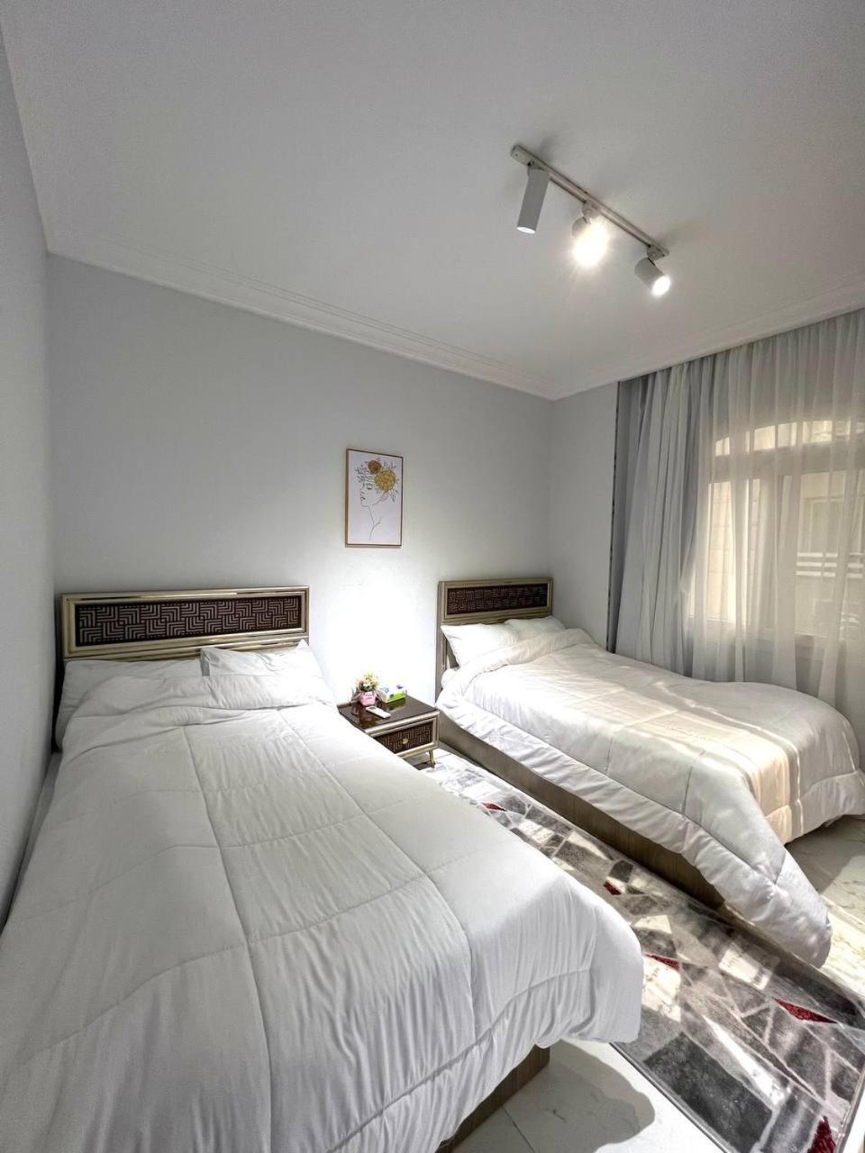 Luxury Namber 5