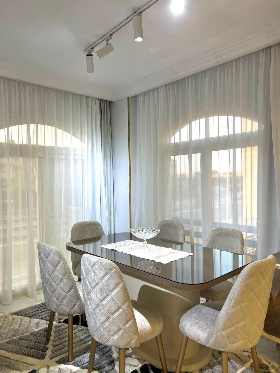Luxury Namber 5 Cairo